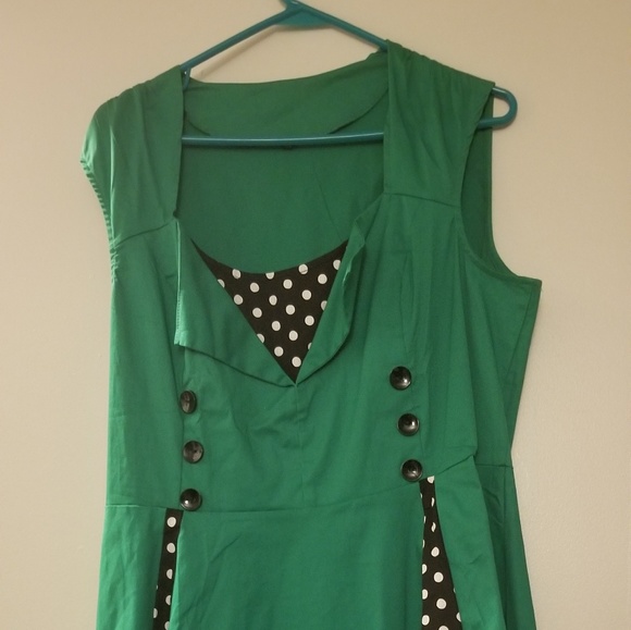 Dresses & Skirts - Like New Vintage Swing Dress